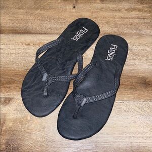 Flojos Charcoal Flip Flops